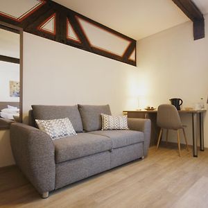 Deluxe Zimmer mit Kingsize-Bett